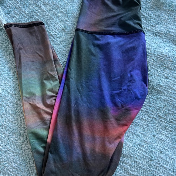 Teeki yoga pants size M - Picture 5 of 8
